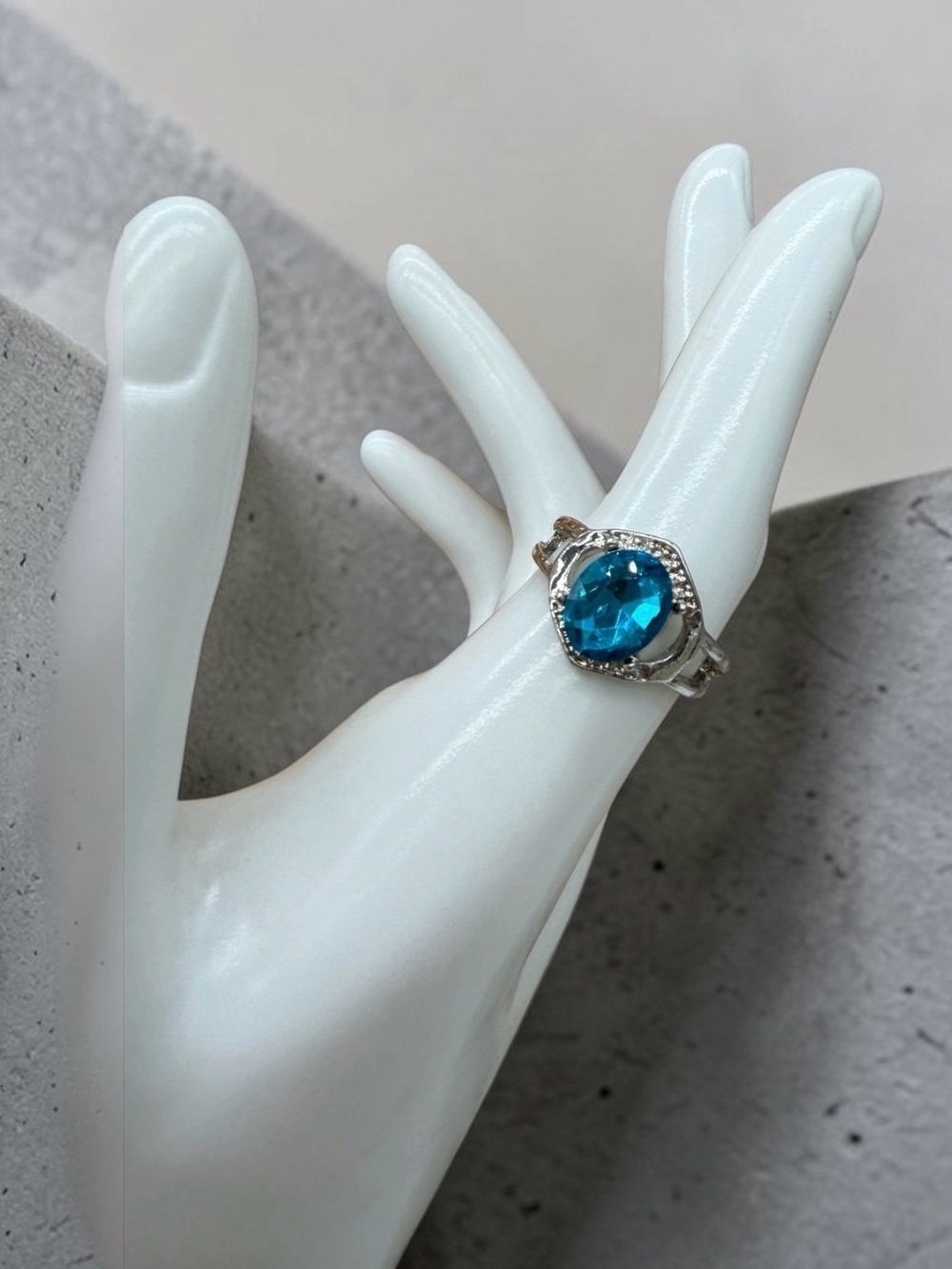 New Silver-Tone Ring with Vibrant Blue Oval CZ